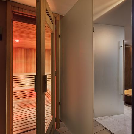 Las Suites Campos Eliseos Mexiko-Stadt Exterior foto