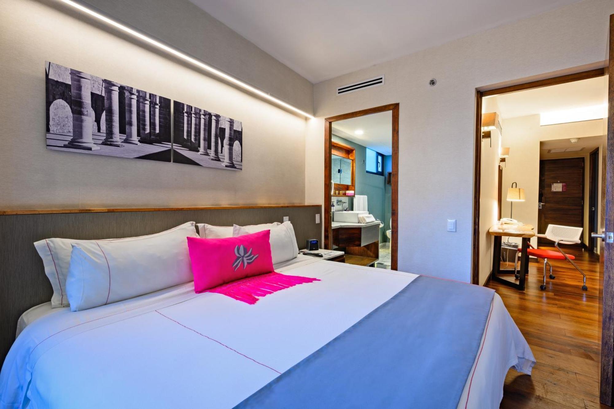 Las Suites Campos Eliseos Mexiko-Stadt Exterior foto